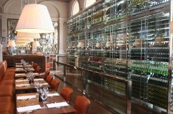 restaurant bar and grill